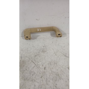 ASIDERO TECHO DELANTERO DERECHO 305857607D 