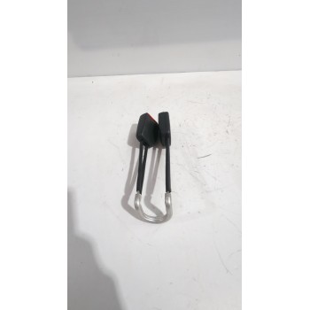 Recambio de enganche cinturon trasero central para volkswagen golf v (1k1) 2.0 fsi referencia OEM IAM 1H0857739A01C  