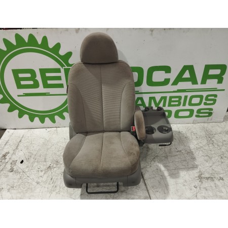 Recambio de asiento delantero derecho para kia carnival 2.9 crdi cat referencia OEM IAM 2193299  