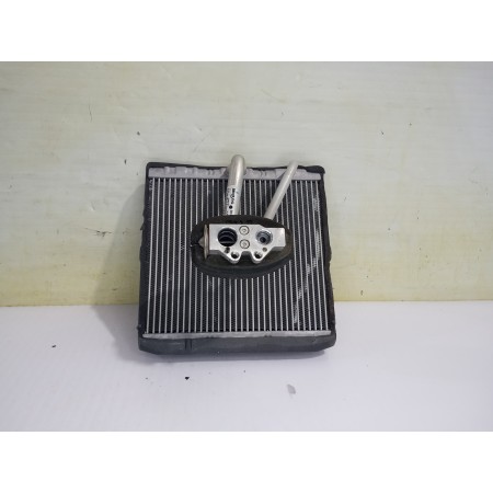 Recambio de evaporador aire acondicionado para volkswagen polo (6c1) a-polo referencia OEM IAM 6C0820103  