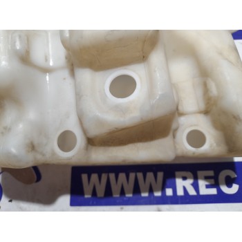 Recambio de deposito limpia para land rover range rover sport 3.6 td v8 referencia OEM IAM DMB000121  