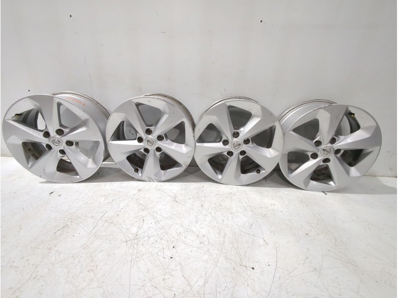 Recambio de juego llantas para nissan qashqai ii (j11, j11_) 1.5 dci referencia OEM IAM D0300HV01A  