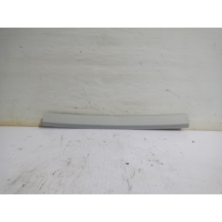Recambio de moldura para volkswagen golf vii lim. (5g1) comfortline bluemotion referencia OEM IAM 5G6867617  