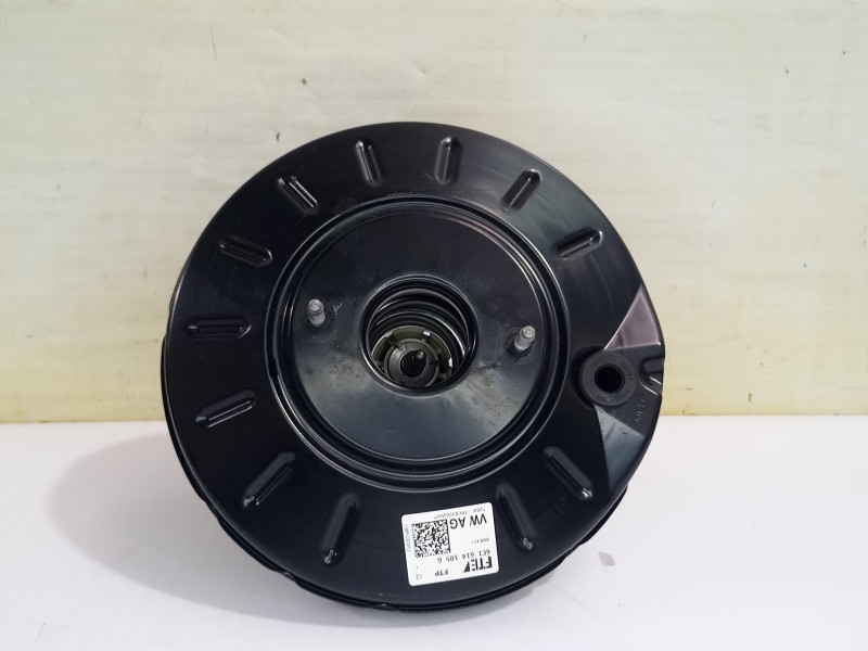 Recambio de servofreno para volkswagen polo (6c1) a-polo referencia OEM IAM 6C1614105G  
