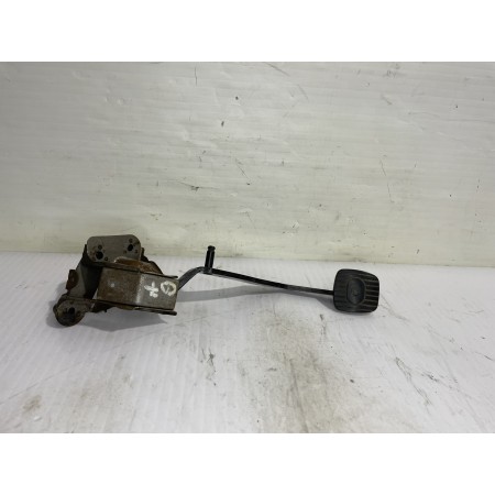 Recambio de pedal embrague para nissan micra (k12e) acenta referencia OEM IAM 46503AX710  