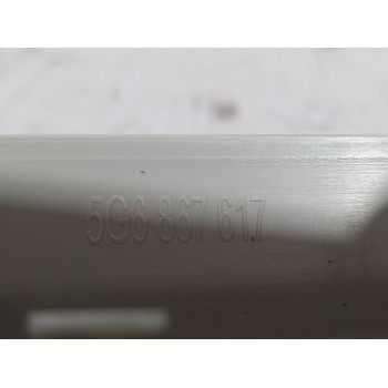 Recambio de moldura para volkswagen golf vii lim. (5g1) comfortline bluemotion referencia OEM IAM 5G6867617  