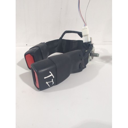 Recambio de enganche cinturon trasero izquierdo para toyota yaris active referencia OEM IAM 734800D480C0  
