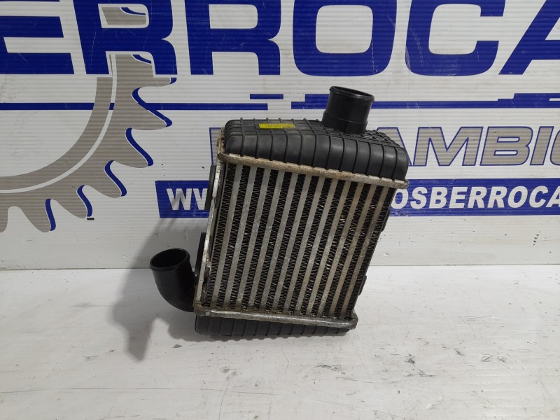 Recambio de intercooler para hyundai elantra (xd) 2.0 crdi cat referencia OEM IAM 2827027011  