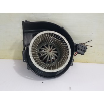 Recambio de motor calefaccion para volkswagen polo (6c1) a-polo referencia OEM IAM 6R1819015  