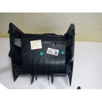 Recambio de moldura para volkswagen polo (6c1) a-polo referencia OEM IAM 6R1863680D82V  