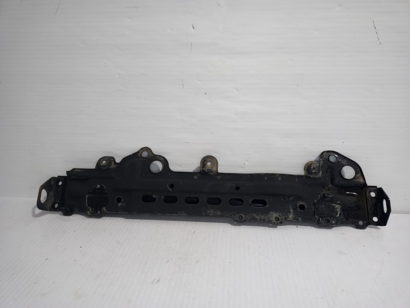 Recambio de travesaño inferior para chevrolet matiz s referencia OEM IAM 96599280  