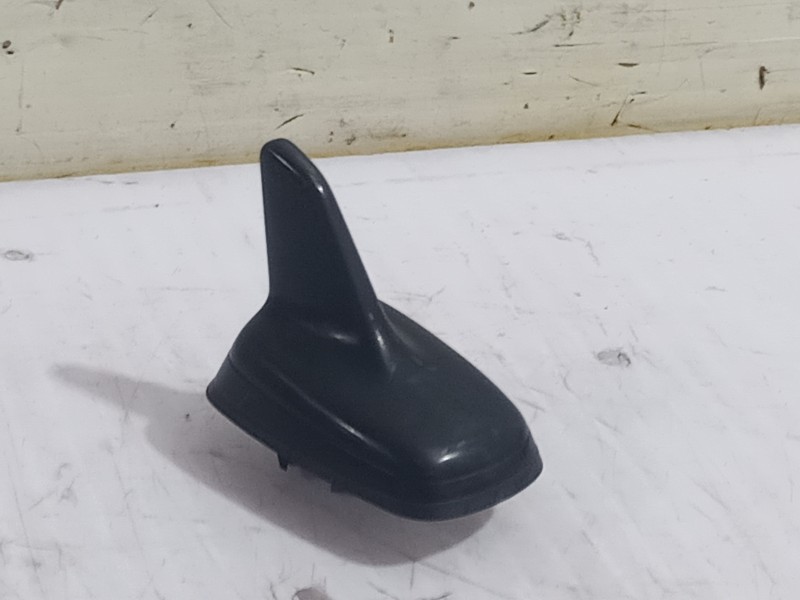 Recambio de antena para volkswagen golf vii lim. (5g1) comfortline bluemotion referencia OEM IAM 5Q0035507K  