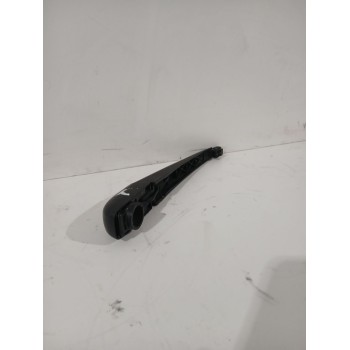 Recambio de brazo limpia trasero para toyota yaris active referencia OEM IAM 852410D150  