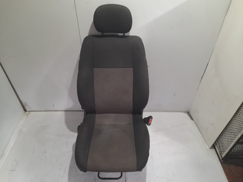 Recambio de asiento delantero derecho para opel zafira a referencia OEM IAM   
