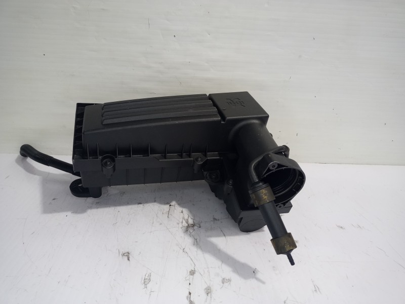 Recambio de caja filtro aire para volkswagen passat lim. (362) advance bluemotion referencia OEM IAM 1K0129620D  