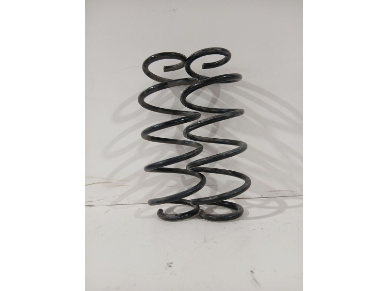 Recambio de muelle amortiguacion para toyota yaris active referencia OEM IAM 482310D671  