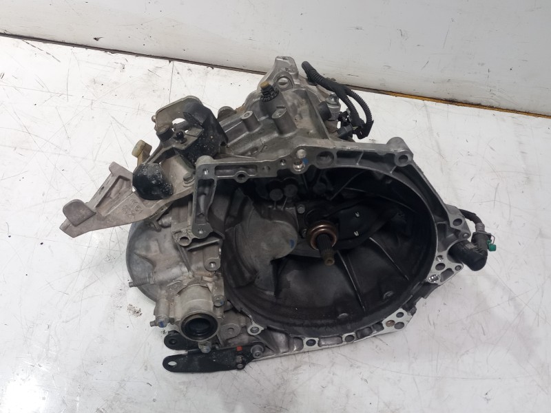 Recambio de caja cambios para jeep avenger altitude referencia OEM IAM 9811243810  