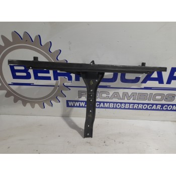 Recambio de travesaño superior para hyundai elantra (xd) 2.0 crdi cat referencia OEM IAM 641302D500  