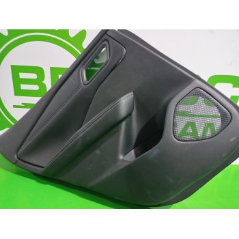 GUARNECIDO PUERTA TRASERA IZQUIERDA 829776UA001 