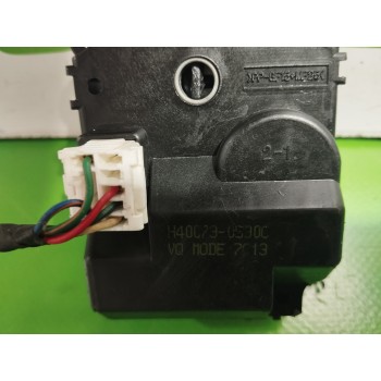 Recambio de motor apertura trampillas para kia carnival 2.9 crdi cat referencia OEM IAM B40073-0710C  