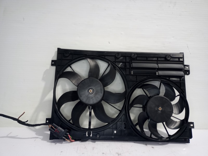 Recambio de electroventilador para volkswagen passat lim. (362) advance bluemotion referencia OEM IAM 1K0121207BC  
