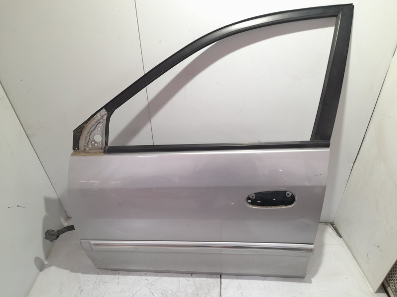 Recambio de puerta delantera izquierda para kia carens 2.0 turbodiesel cat referencia OEM IAM 0K2JA-59020  