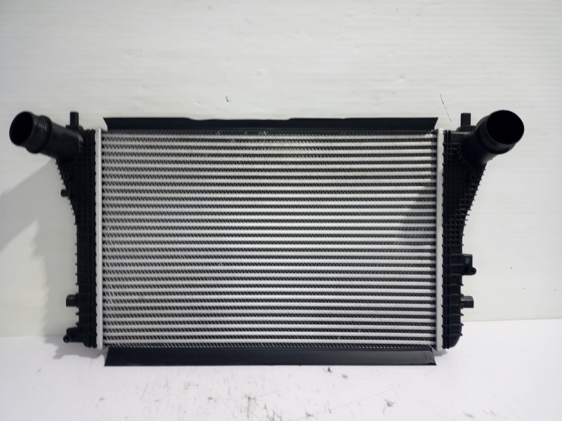 Recambio de intercooler para volkswagen passat lim. (362) advance bluemotion referencia OEM IAM 3C0145805AD  