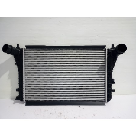 Recambio de intercooler para volkswagen passat lim. (362) advance bluemotion referencia OEM IAM 3C0145805AD  