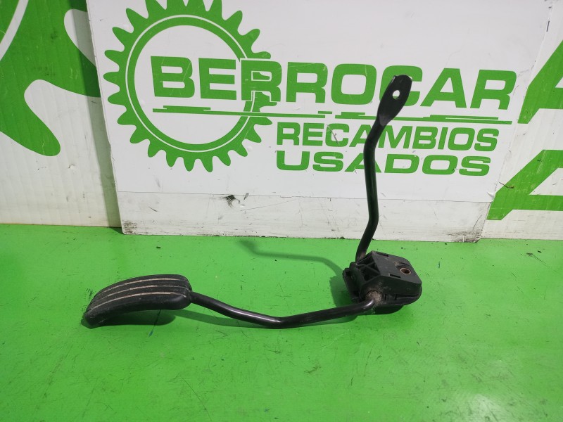 Recambio de pedal acelerador para renault kangoo (f/kc0) expression referencia OEM IAM 8200408132  