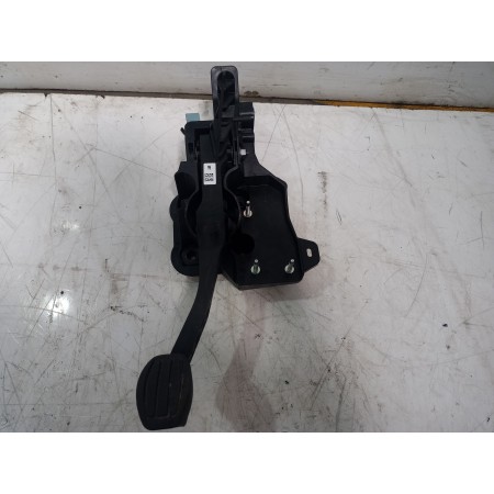 Recambio de pedal de freno para jeep avenger altitude referencia OEM IAM 9824311680  