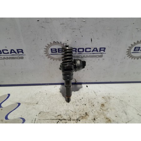 Recambio de inyector para volkswagen golf v berlina (1k1) 1.9 tdi referencia OEM IAM 038130073AG  