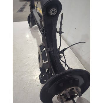 Recambio de puente trasero para toyota yaris active referencia OEM IAM 421100D520  