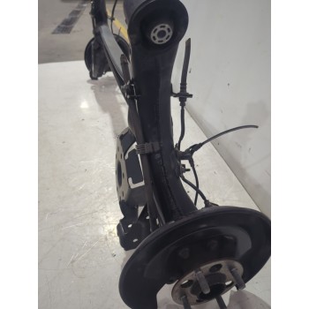 Recambio de puente trasero para toyota yaris active referencia OEM IAM 421100D520  