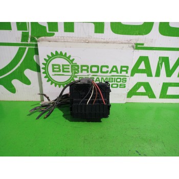 Recambio de caja reles / fusibles para citroën berlingo 1.9 d 600 furg. referencia OEM IAM 965061858000  