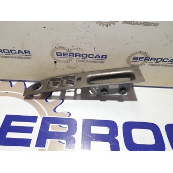 Recambio de tirador puerta para kia carens 2.0 turbodiesel cat referencia OEM IAM OK2FA66350  