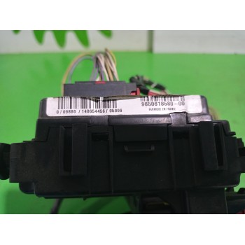 Recambio de caja reles / fusibles para citroën berlingo 1.9 d 600 furg. referencia OEM IAM 965061858000  