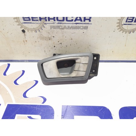 Recambio de maneta interior delantera derecha para kia carens 2.0 turbodiesel cat referencia OEM IAM OK2FA58330  