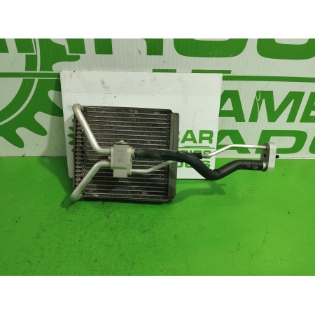 Recambio de evaporador aire acondicionado para kia carnival 2.9 crdi cat referencia OEM IAM 0K56E61C02A  