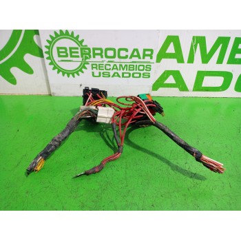 Recambio de caja reles / fusibles para renault kangoo (f/kc0) expression referencia OEM IAM 8L0941822  