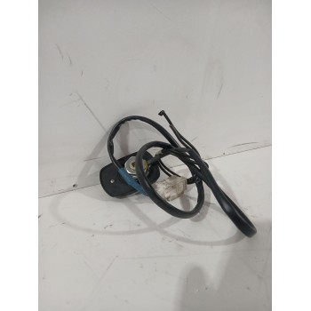 Recambio de antena para toyota yaris active referencia OEM IAM 863000D220  