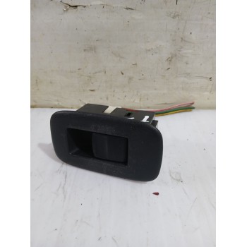 Recambio de mando elevalunas trasero izquierdo para toyota auris (_e15_) 1.33 dual-vvti (nre150_) referencia OEM IAM 848100D030 