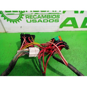 Recambio de caja reles / fusibles para renault kangoo (f/kc0) expression referencia OEM IAM 8L0941822  