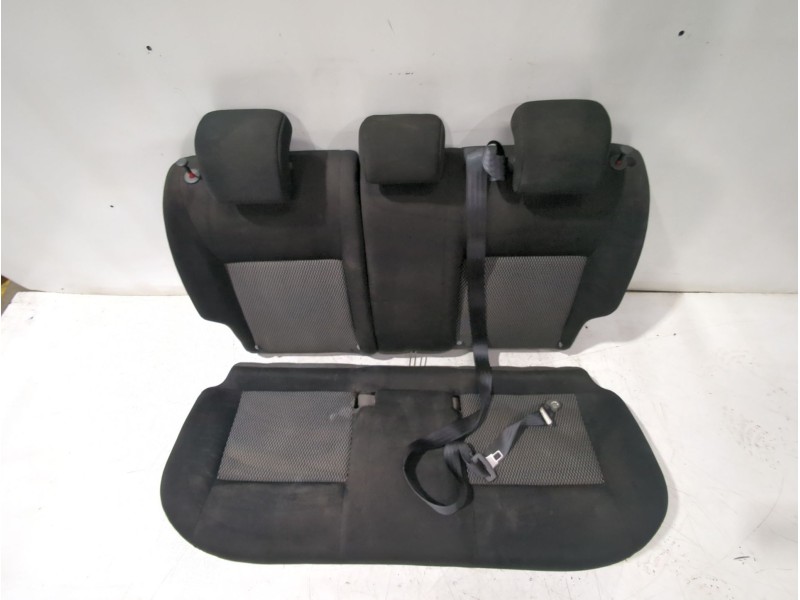 Recambio de asiento trasero para nissan juke (f15) 1.5 dci referencia OEM IAM 883201KL0A  