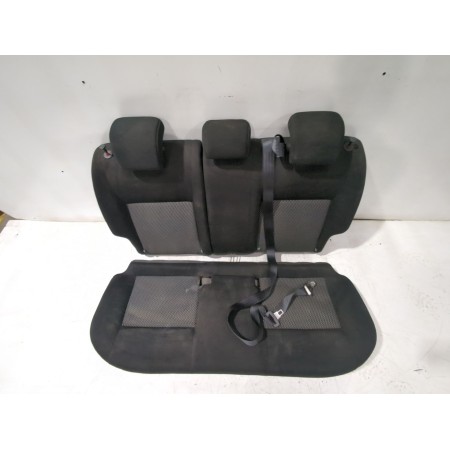 Recambio de asiento trasero para nissan juke (f15) 1.5 dci referencia OEM IAM 883201KL0A  