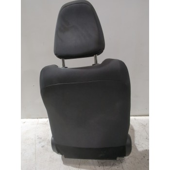 Recambio de asiento delantero derecho para toyota yaris active referencia OEM IAM 716300D240C1  