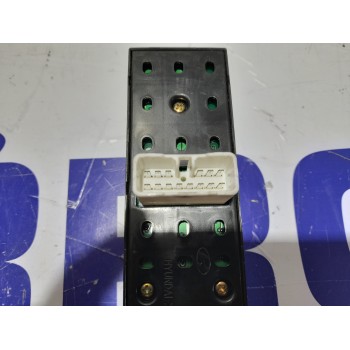 Recambio de mando elevalunas delantero izquierdo para kia carens 2.0 turbodiesel cat referencia OEM IAM 3274901000  