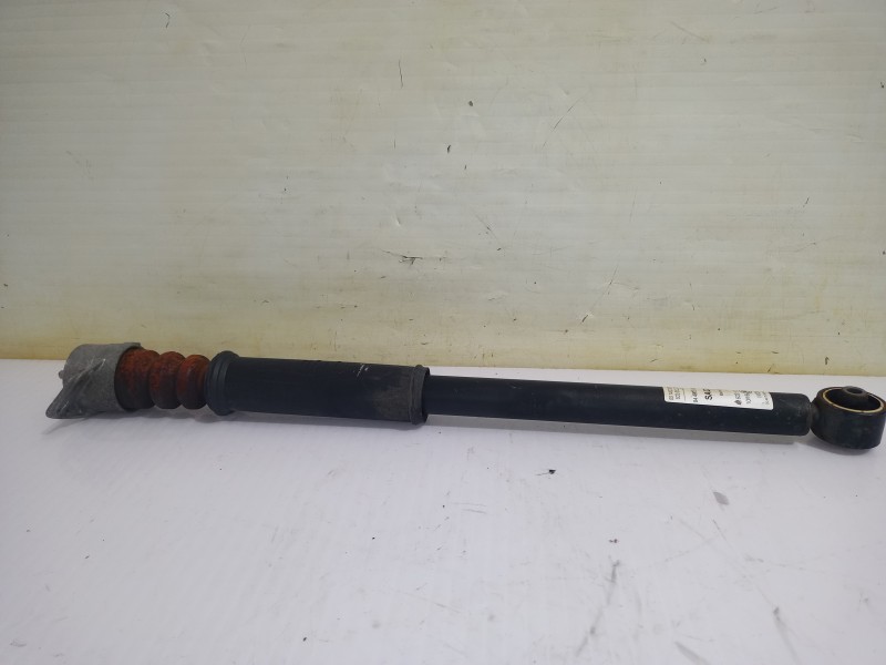 Recambio de amortiguador trasero izquierdo para volkswagen polo (6c1) a-polo referencia OEM IAM 6C0513025AH  