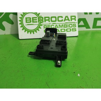 Recambio de caja reles / fusibles para kia carnival 2.9 crdi cat referencia OEM IAM 919584D070  