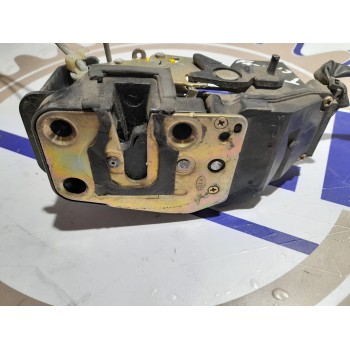 Recambio de cerradura puerta trasera izquierda para kia carens 2.0 turbodiesel cat referencia OEM IAM 0K2FA-73310  