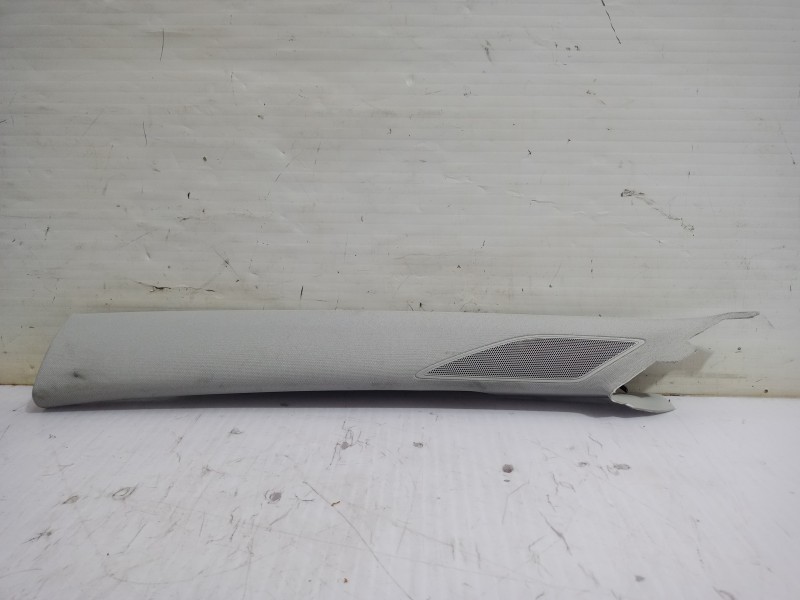 Recambio de moldura para volkswagen golf vii lim. (5g1) comfortline bluemotion referencia OEM IAM 682AR3B2649  